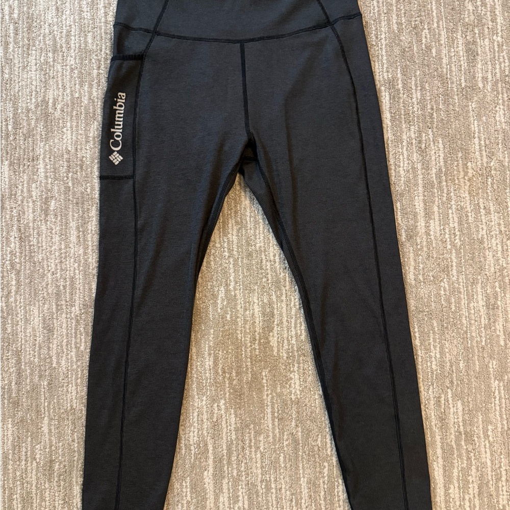 Columbia Women’s Charcoal Leggings